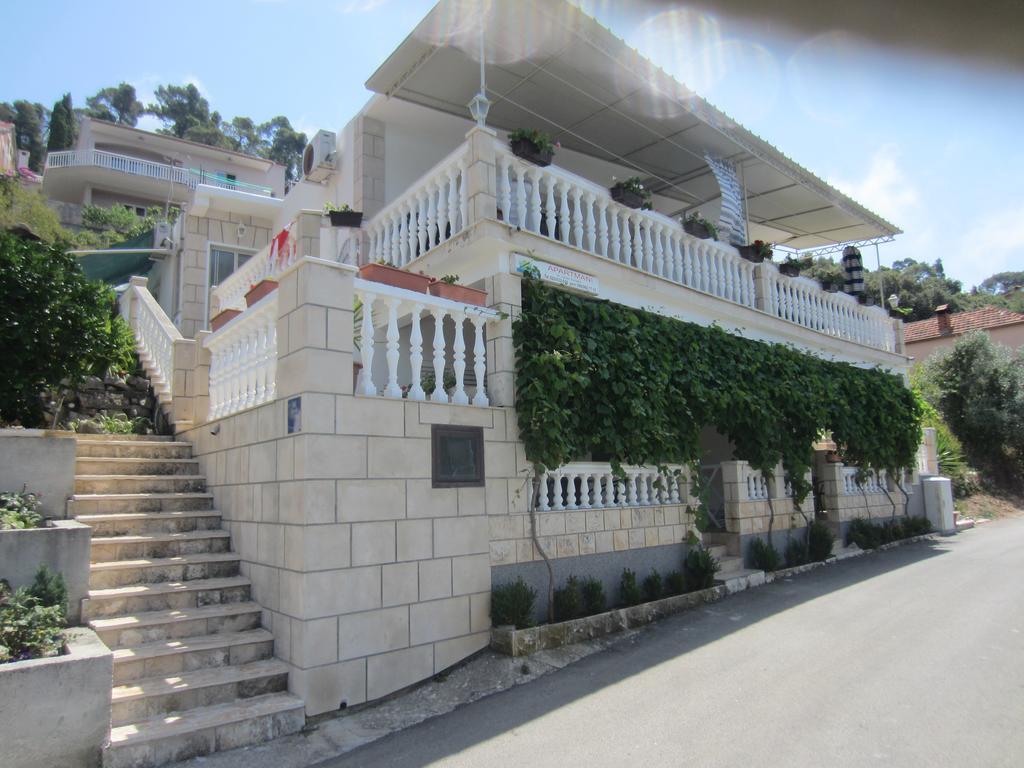 Apartments Morgen Brna Bagian luar foto