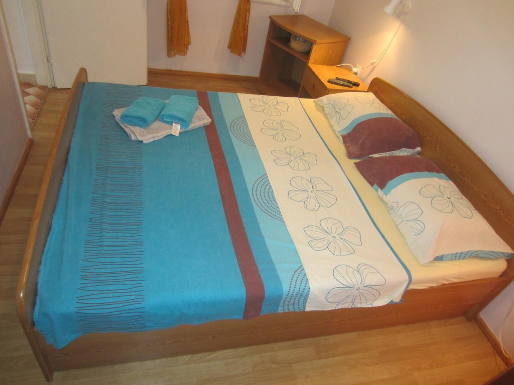 Apartments Morgen Brna Bagian luar foto