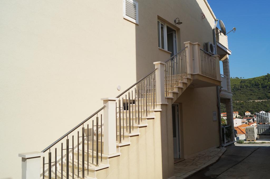 Apartments Morgen Brna Bagian luar foto