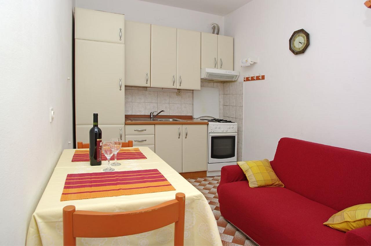 Apartments Morgen Brna Ruang foto